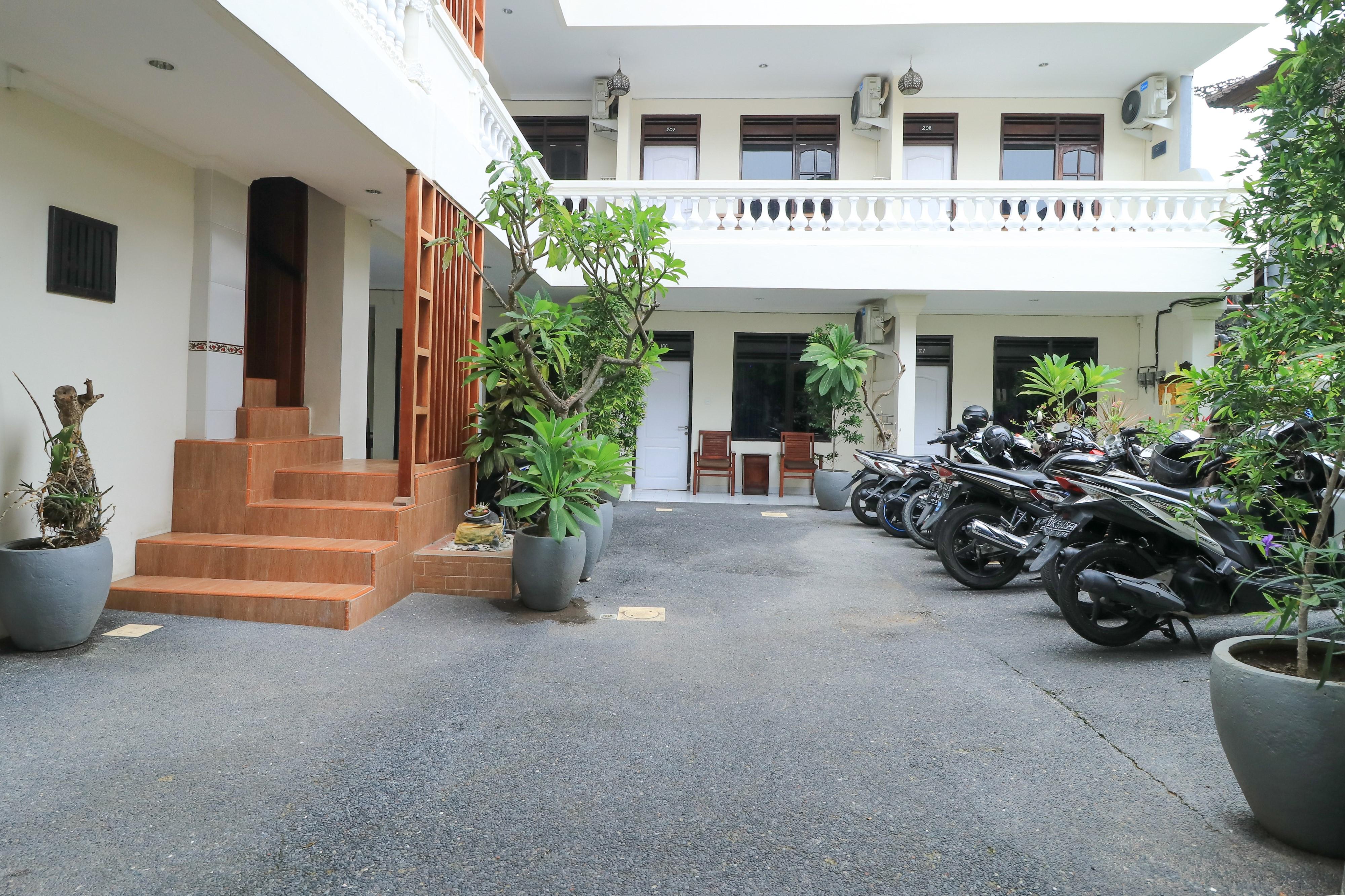 City Garden Bali Dwipa Hotel, Kuta Kuta Lombok Eksteriør bilde