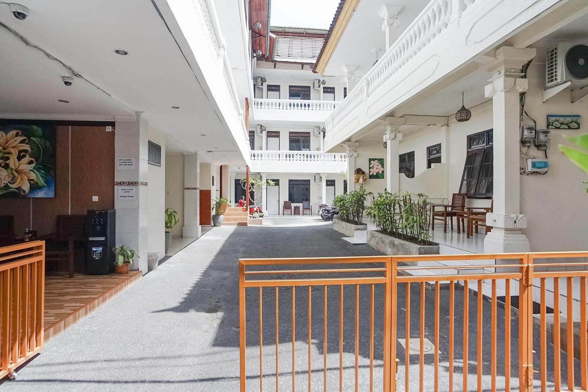 City Garden Bali Dwipa Hotel, Kuta Kuta Lombok Eksteriør bilde